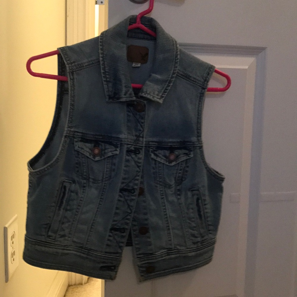 American eagle denim vest NEVER WORN
